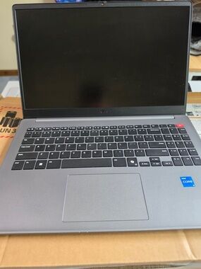 LG gram 15-inch Lightweight Laptop Open Box